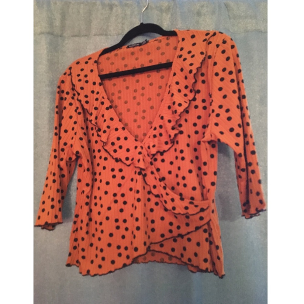 NEW Cropped peplum ochre top w/ black polka dots